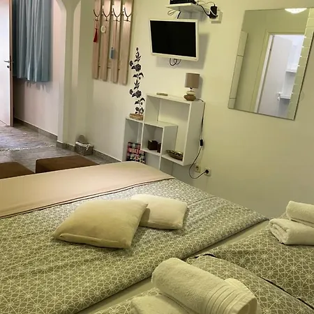 Apartments Sterna Grožnjan Extérieur photo