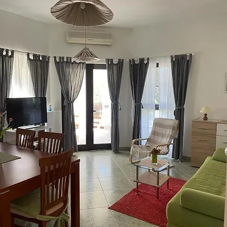 Apartments Sterna Grožnjan Extérieur photo