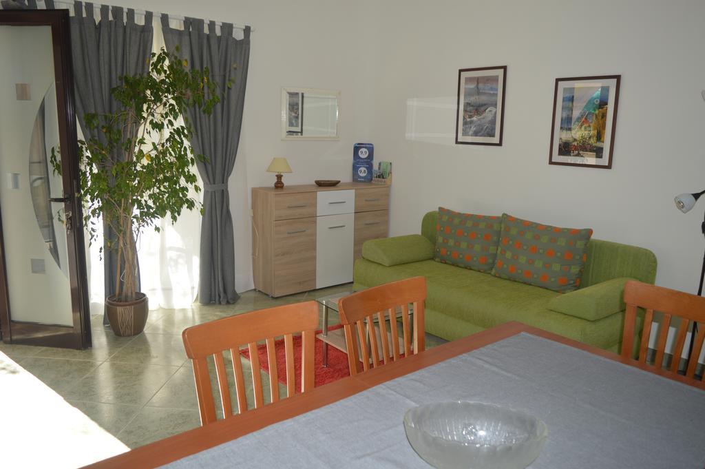 Sterna Apartment